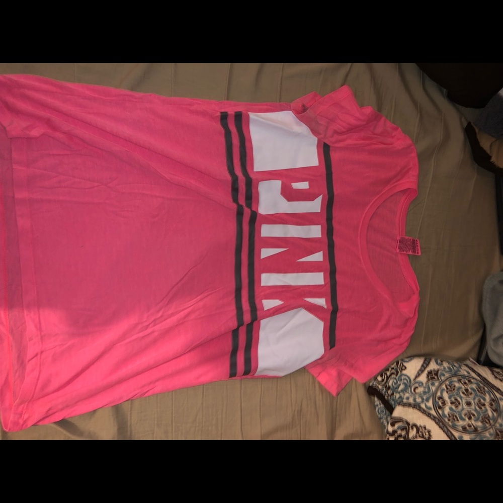 hot pink vs pink tshirt